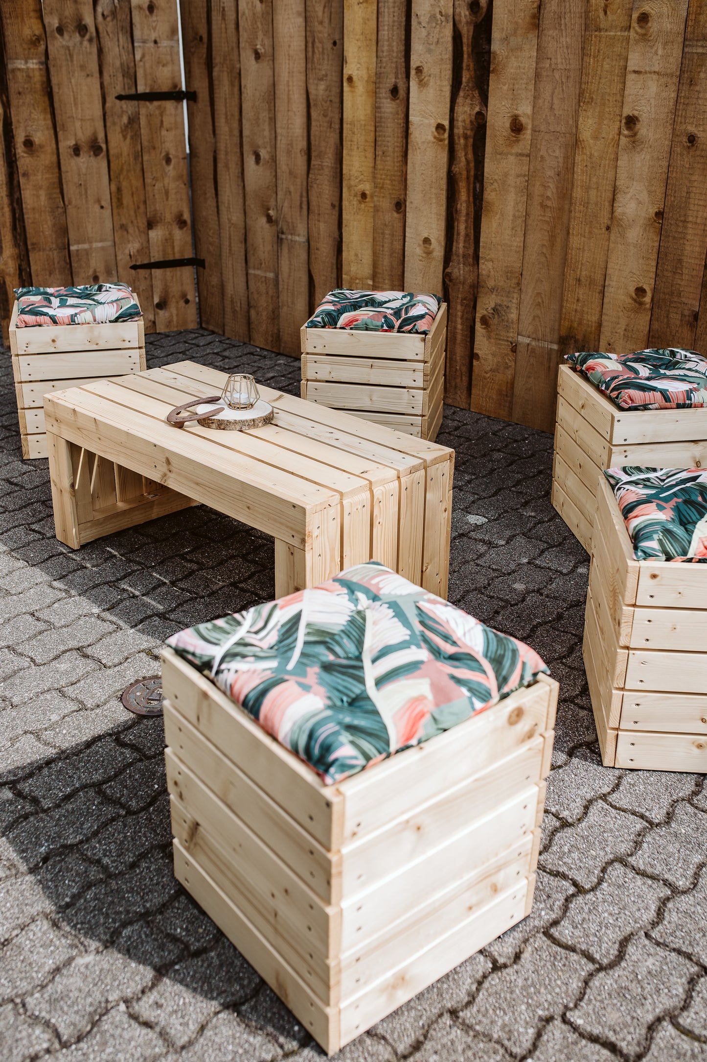 Outdoor Sitzgarnitur inkl. Sonnenschirm