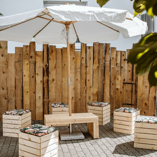 Outdoor Sitzgarnitur inkl. Sonnenschirm