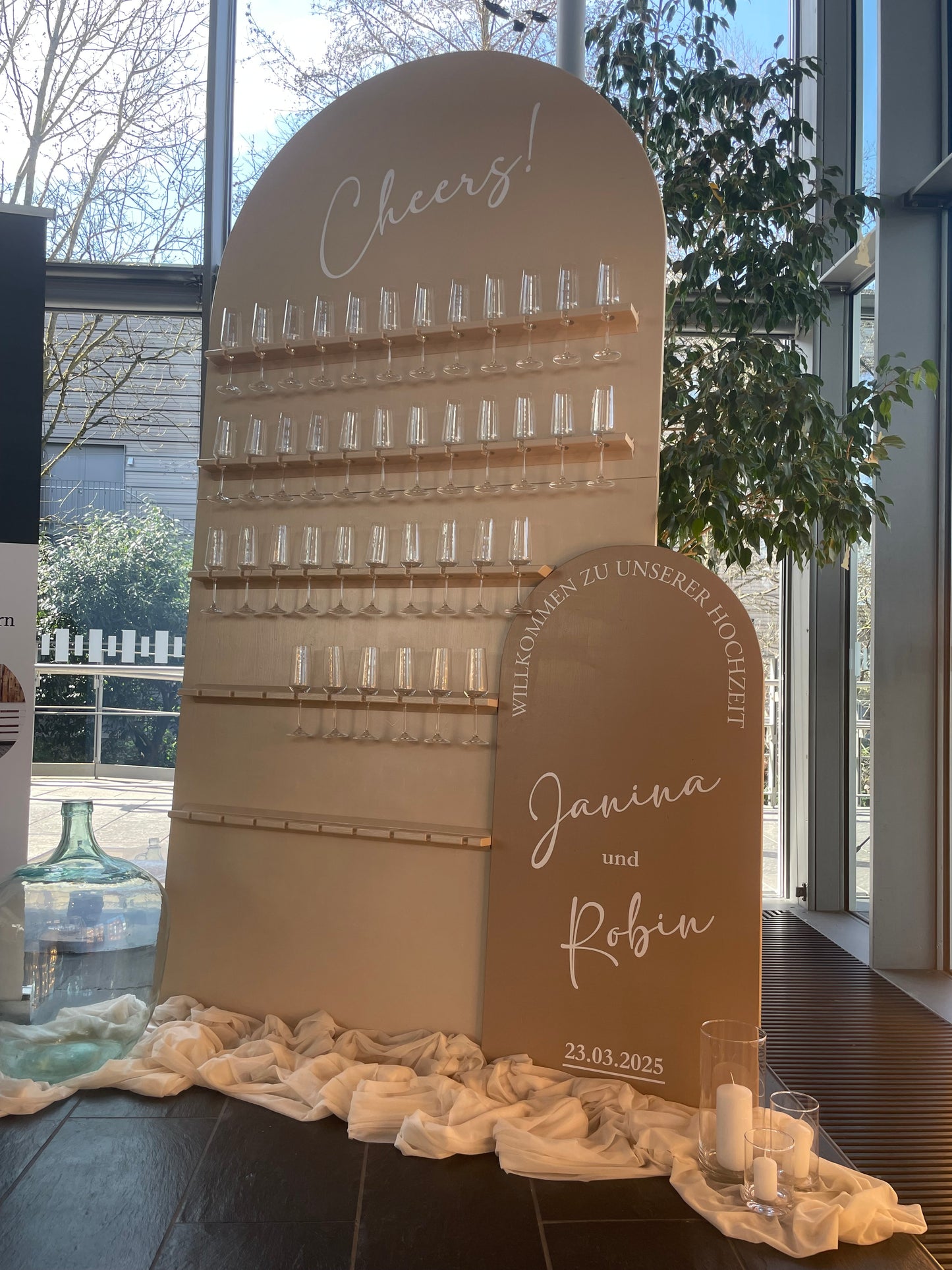 Champagnerwall/Shotwand